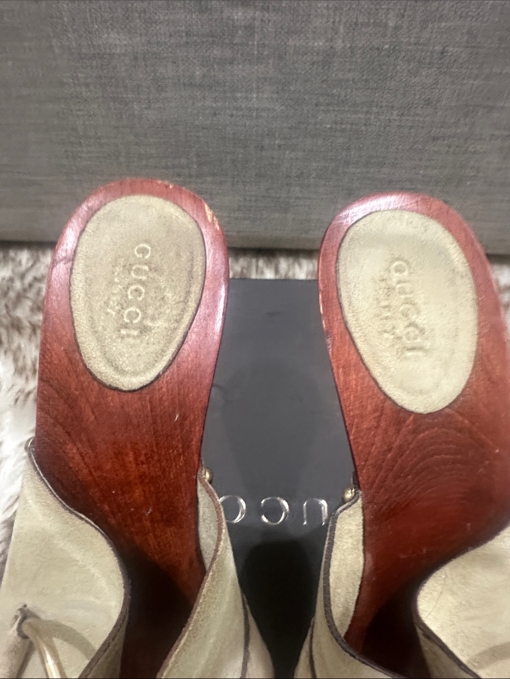 GUCCI Beige Suede gold Horsebit & studded Wood-Platform Mules - Picture 5 of 9
